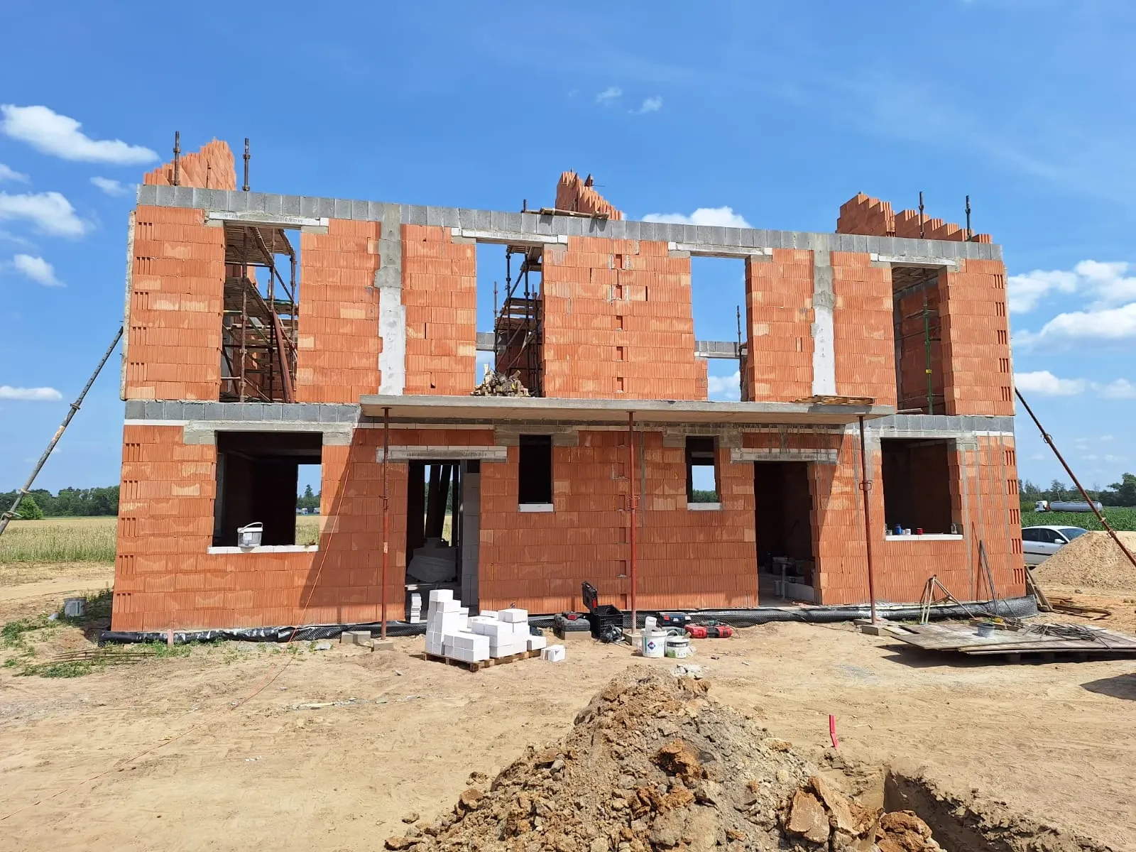 Budowa Osiedla nad Strugą – ściany piętra, lipiec 2024