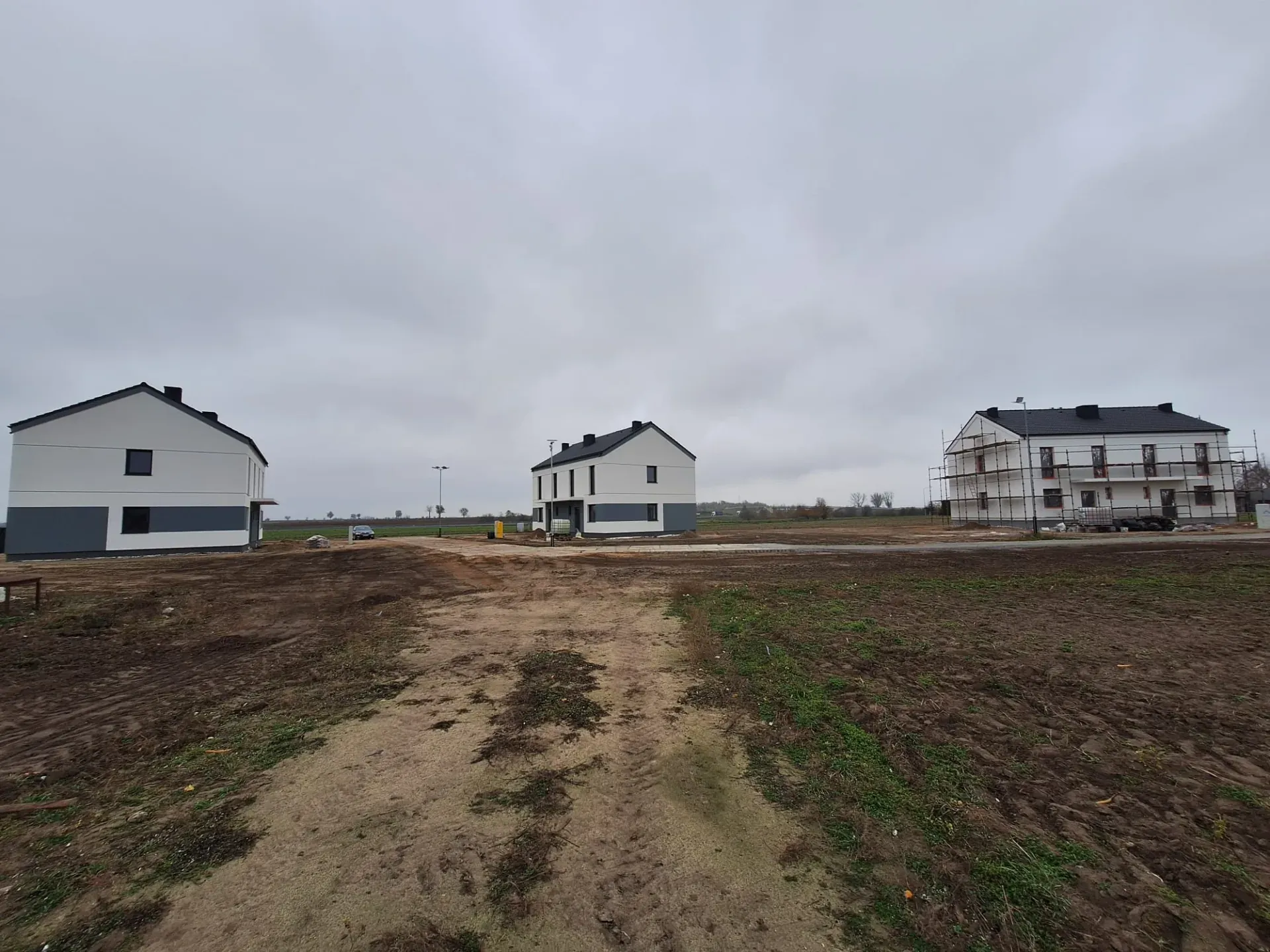 Budowa Osiedla nad Strugą – elewacje domów, styczeń 2025
